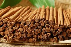 Premium Ceylon Cinnamon Quills | Alba, C5 & C4 | Sri Lanka Origin - Image 1